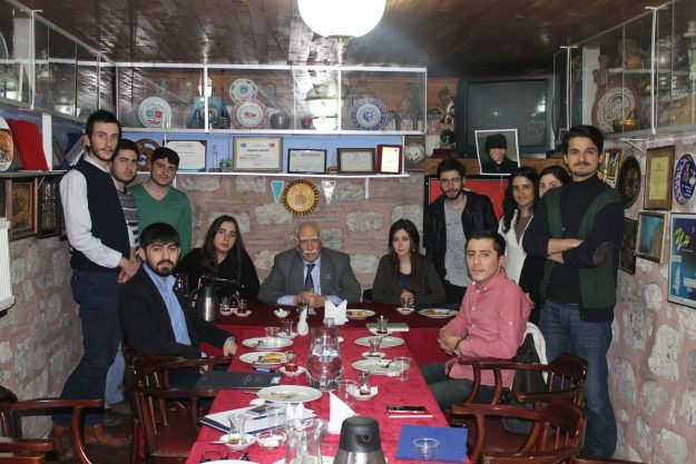 11056438_790261397710406_88195050003977243_o