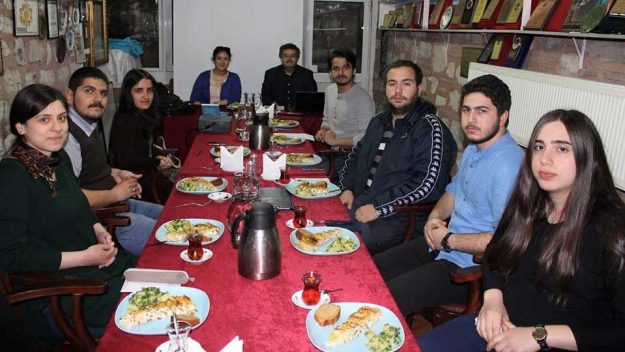 17196_801573179912561_1732005257629298204_n